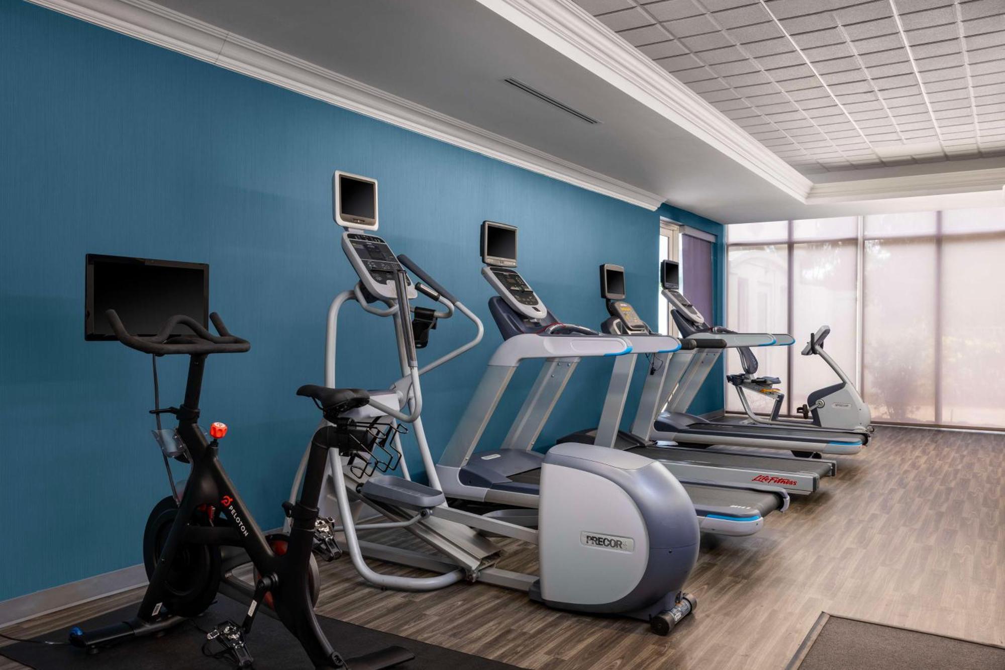 Hampton Inn West Palm Beach Central Airport Экстерьер фото