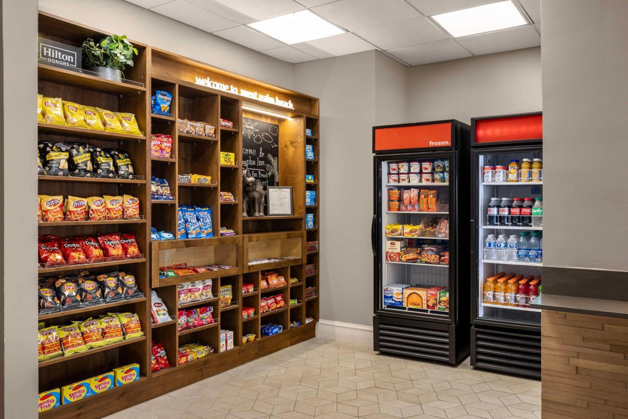 Hampton Inn West Palm Beach Central Airport Экстерьер фото