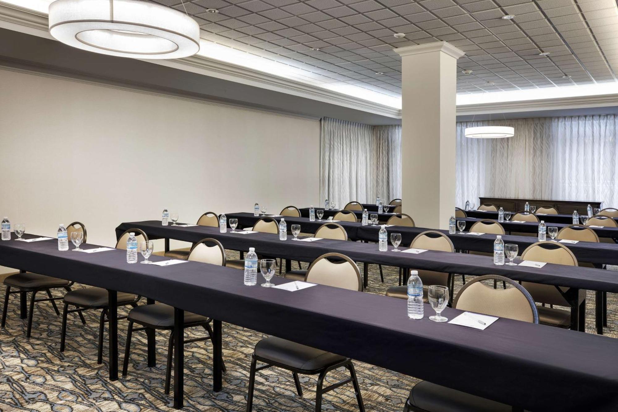 Hampton Inn West Palm Beach Central Airport Экстерьер фото