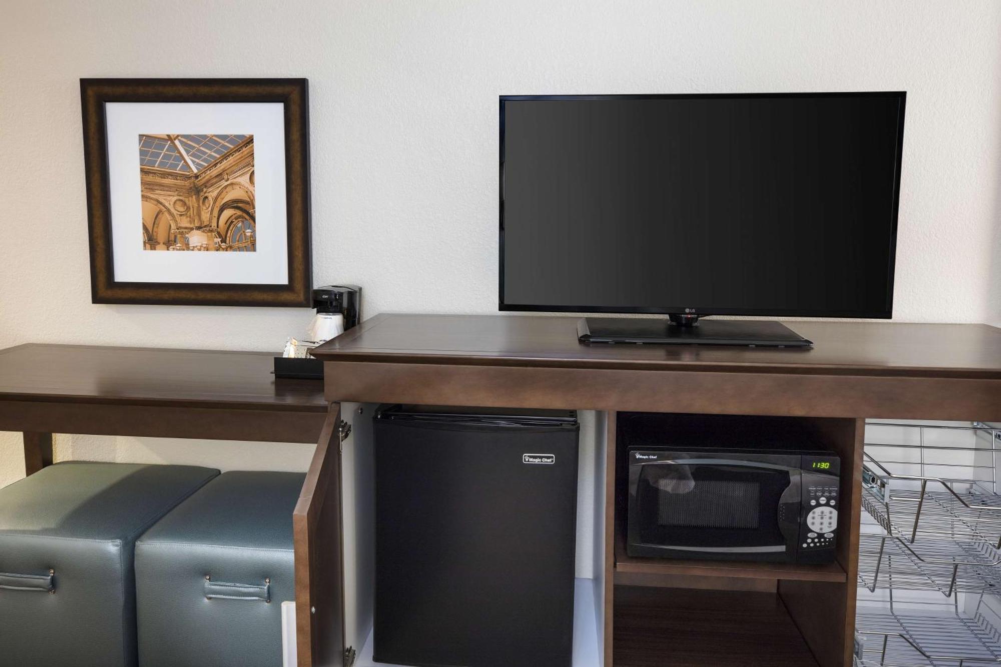 Hampton Inn West Palm Beach Central Airport Экстерьер фото