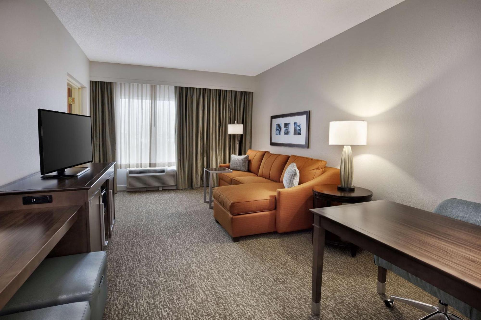 Hampton Inn West Palm Beach Central Airport Экстерьер фото