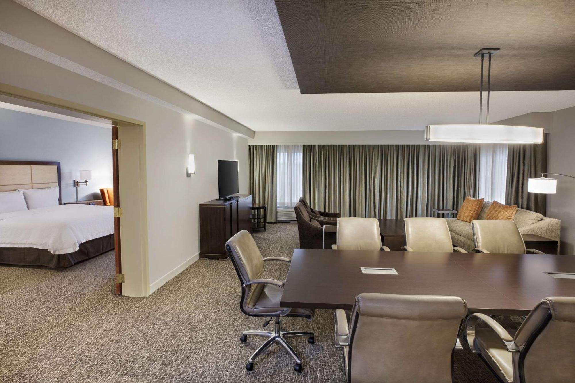 Hampton Inn West Palm Beach Central Airport Экстерьер фото