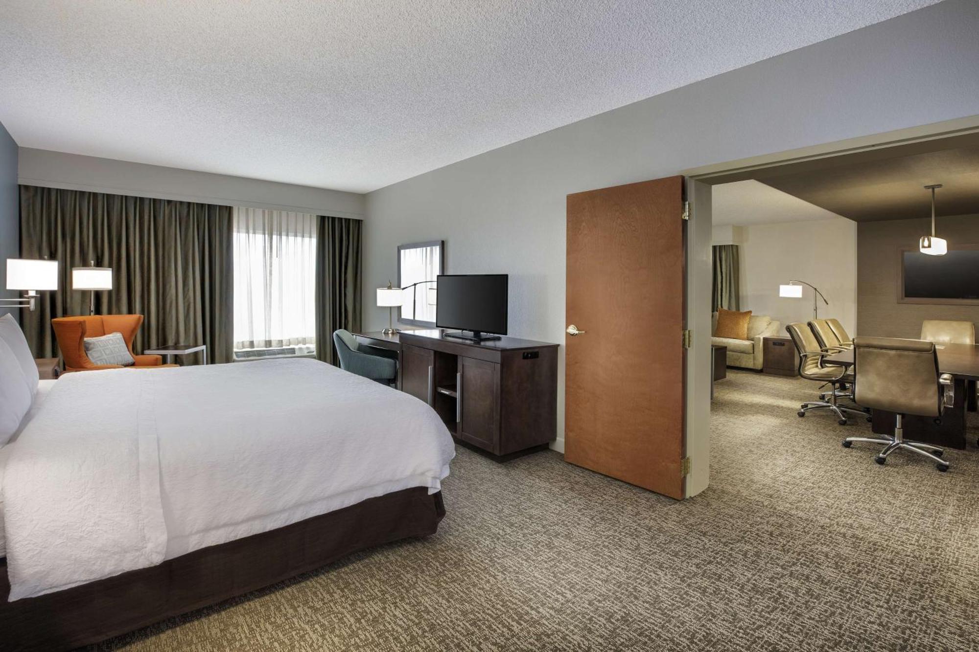 Hampton Inn West Palm Beach Central Airport Экстерьер фото